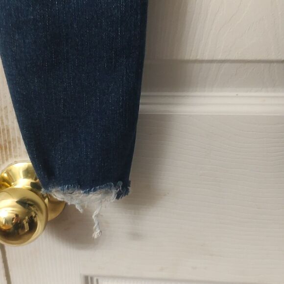 American Eagle Next Level Stretch Super Distressed Hi Rise Jeggings  Sz 4S  NWOT - Picture 12 of 16